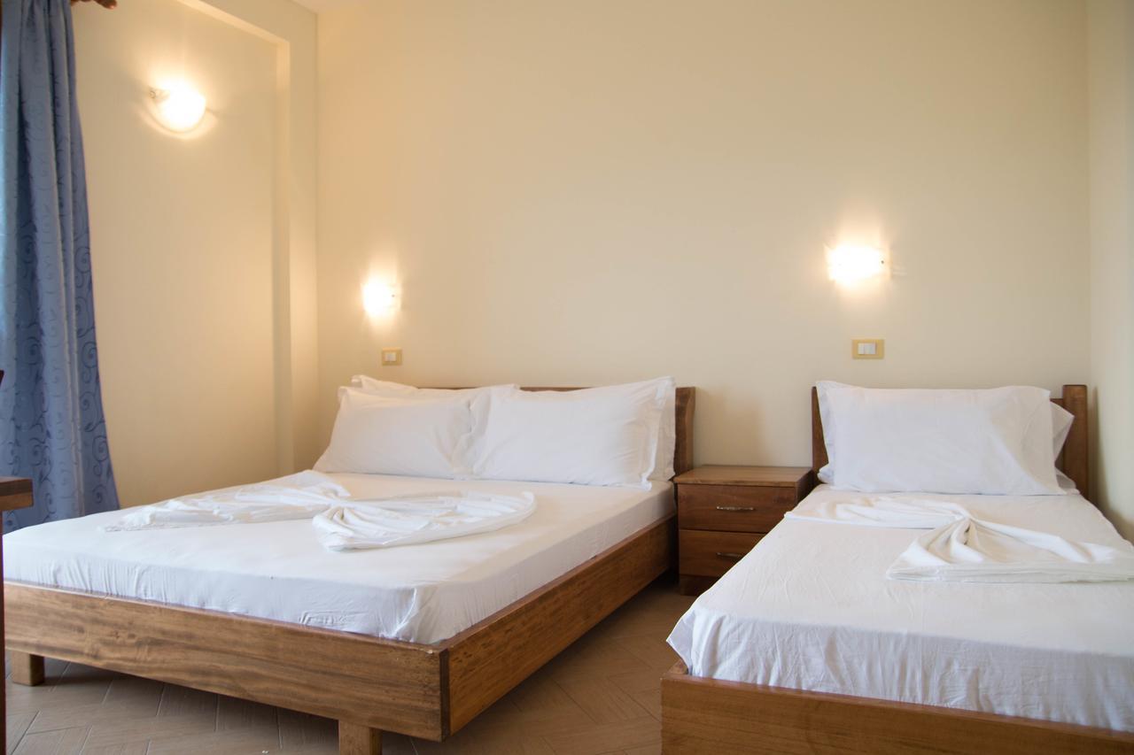 Hotel Princess Jerolda Orikum Esterno foto